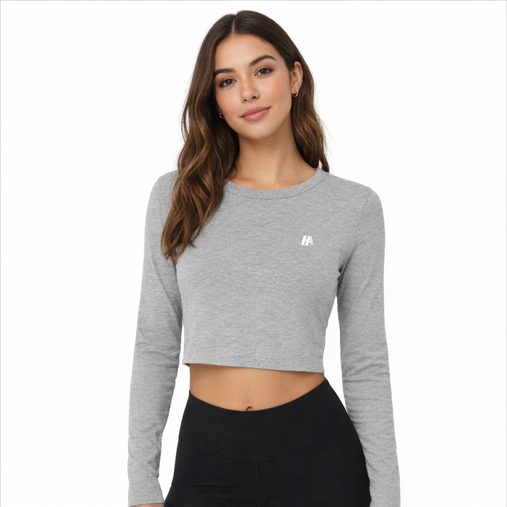 HA Women’s cropped long Tee